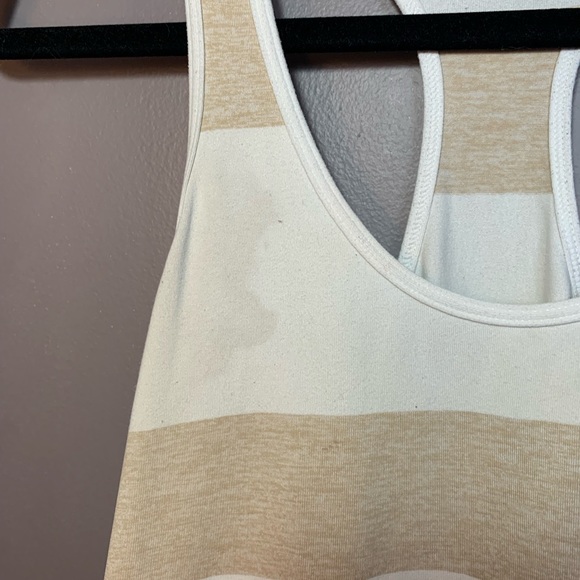 Lululemon Racerback Size 12 Tank - Used Condition - Picture 2 of 6